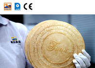 Chaîne de production de cône de gaufre de capacité élevée fabricant automatique de biscuit de gaufrette de 380V